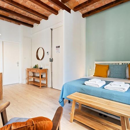 Lodging Apartments Beach Studio 11 Barcelona Bagian luar foto